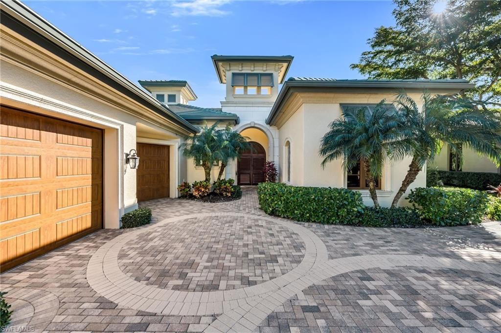 28724 La Caille Dr, Naples, FL 34119 Photo