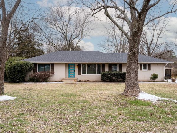 1611 White Blvd , Murfreesboro, TN 37129