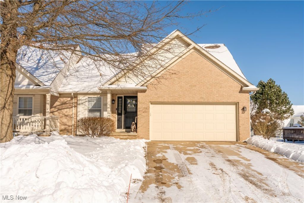 1617 NE Southpointe Circle Ne, Canton, OH 44714 Main Photo