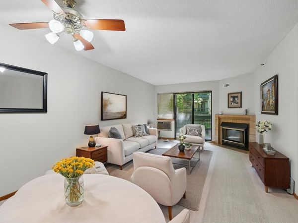 7625 Edinborough Way, Unit 2116, Edina, MN 55435