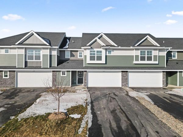 21733 Lilac Drive, Farmington, MN 55024