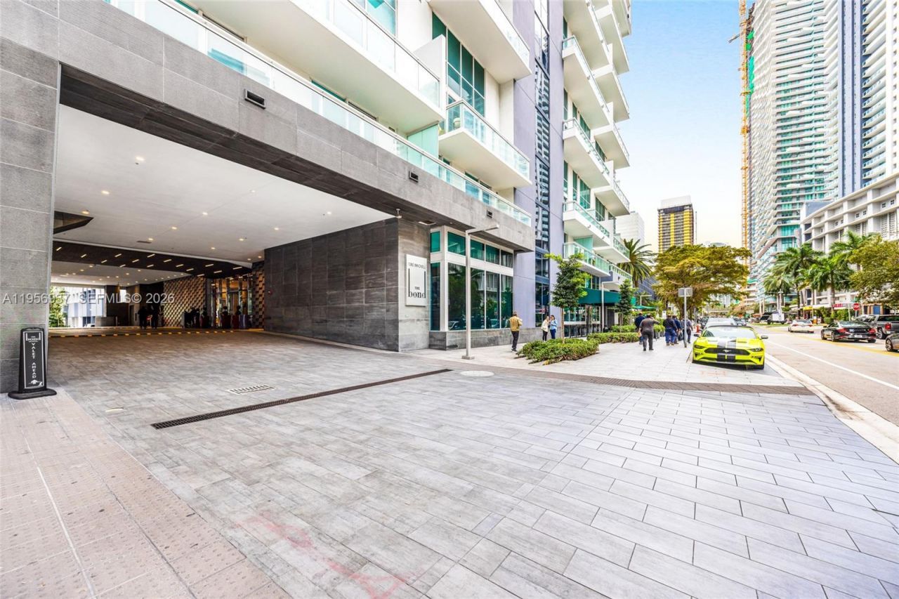 1080 Brickell Ave, Unit 2708, Miami, FL 33131 Photo