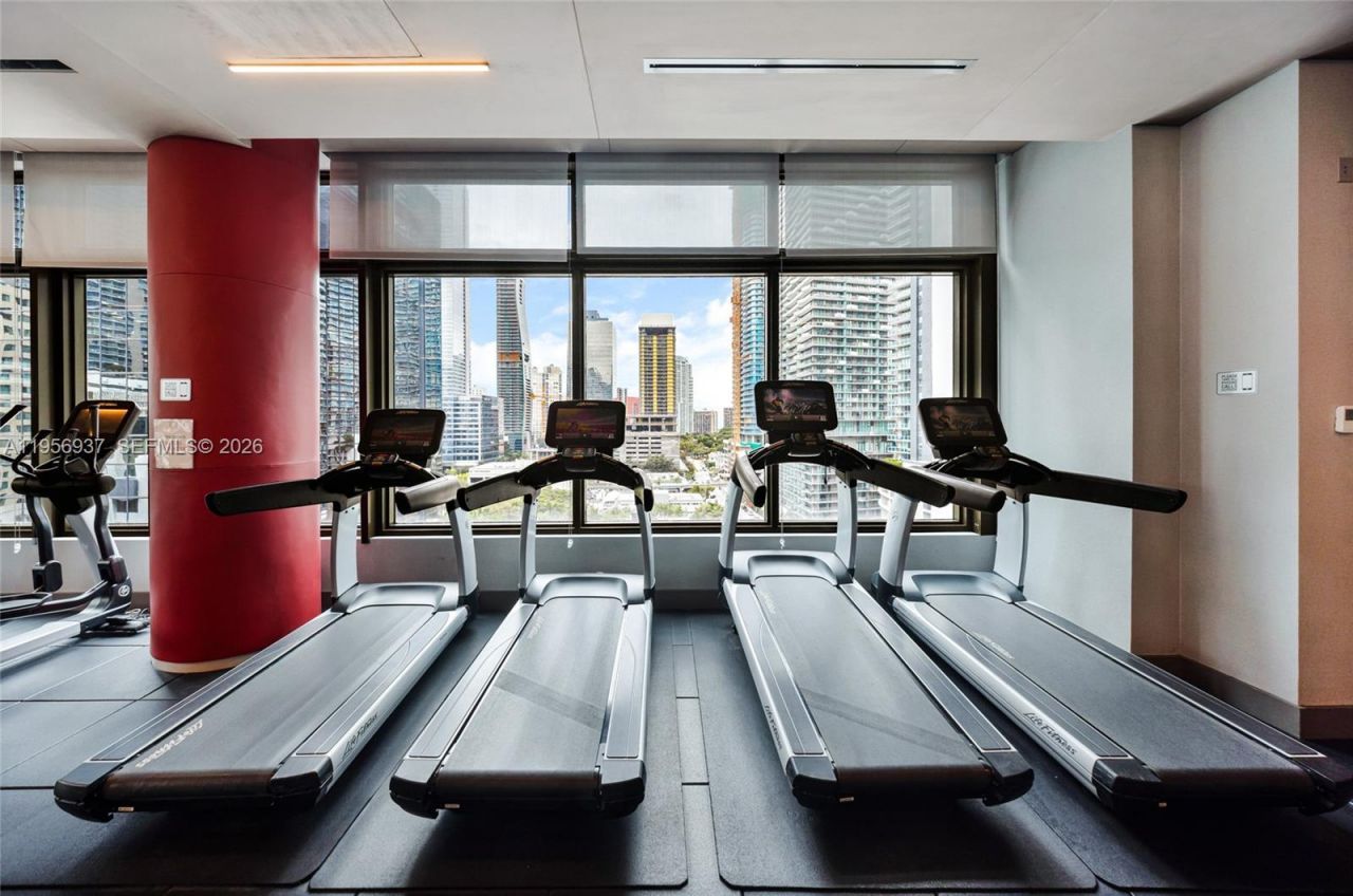 1080 Brickell Ave, Unit 2708, Miami, FL 33131 Photo