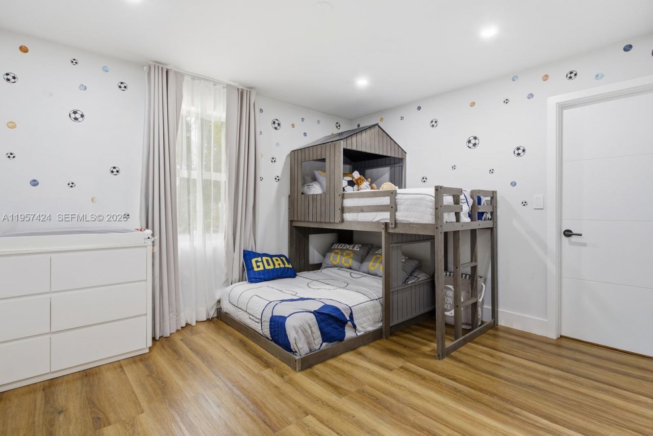 9467 NW 54th Doral Cir Ln, Doral, FL 33178 Photo