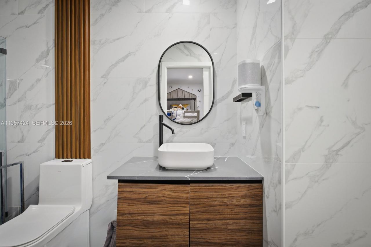 9467 NW 54th Doral Cir Ln, Doral, FL 33178 Photo