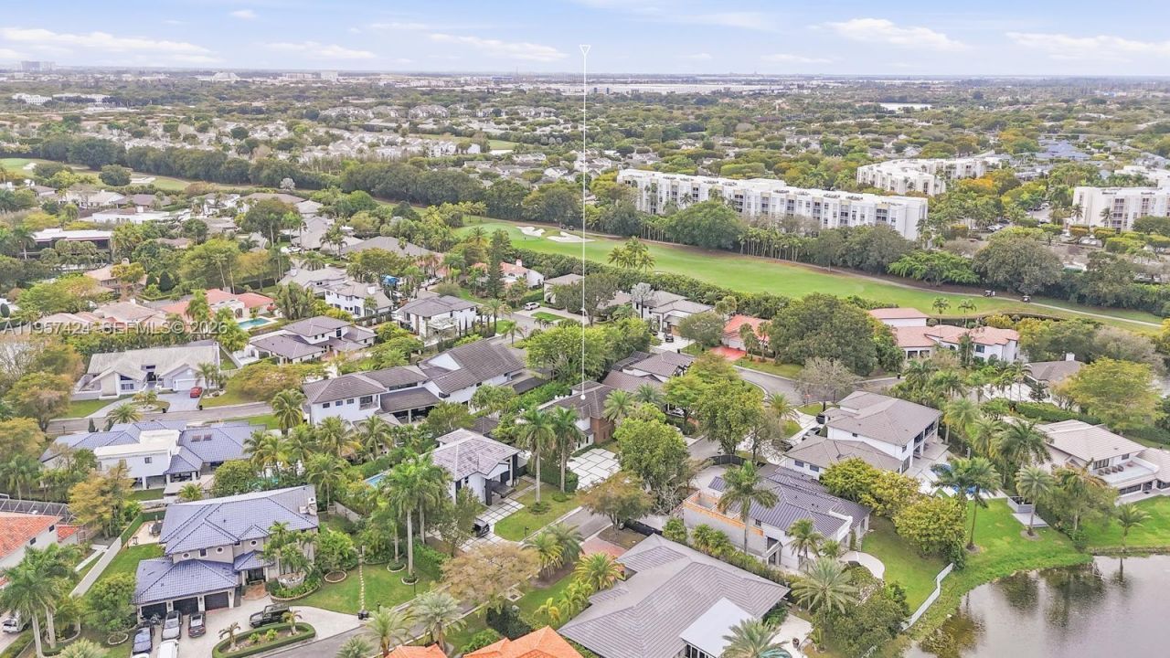 9467 NW 54th Doral Cir Ln, Doral, FL 33178 Photo