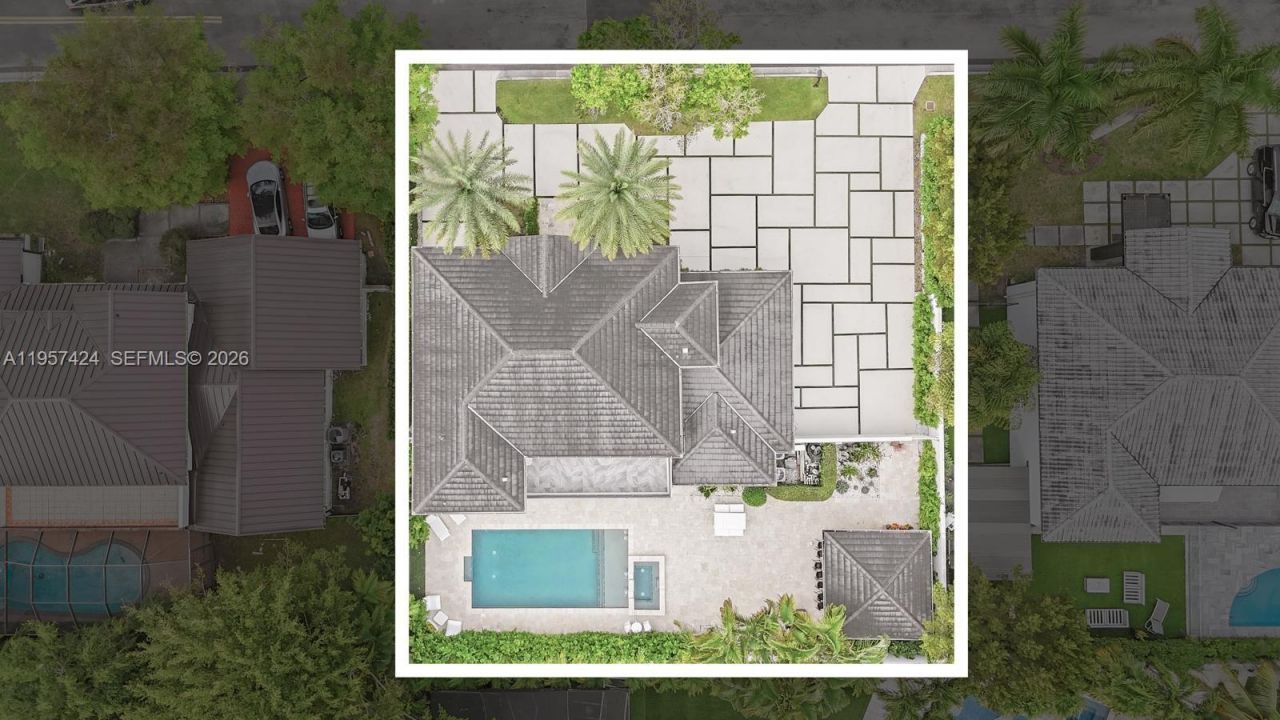 9467 NW 54th Doral Cir Ln, Doral, FL 33178 Photo