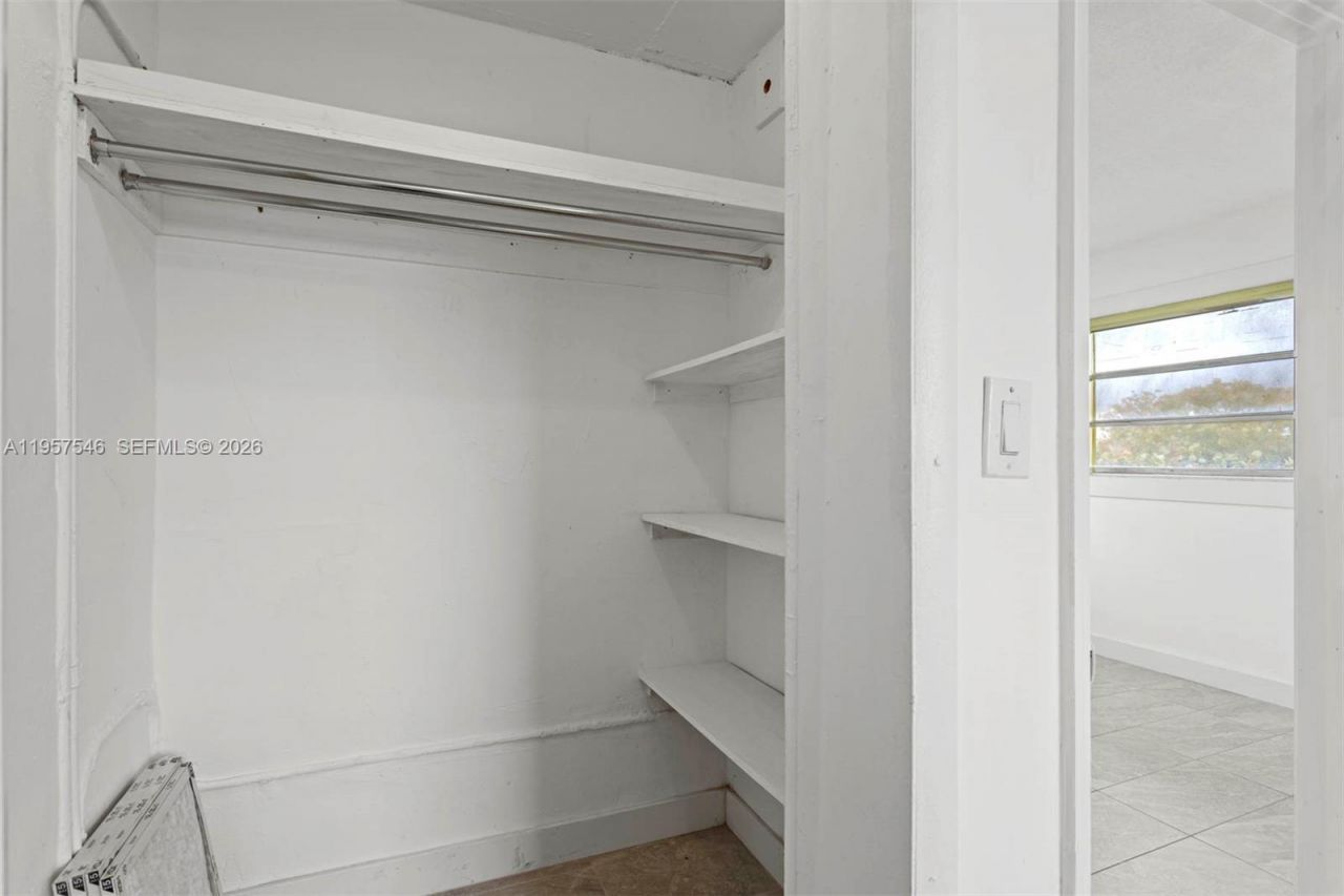 1220 SW 5th St, Unit 21, Miami, FL 33135 Photo