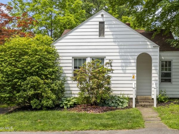 207 Maple Avenue, Germantown, NY 12526