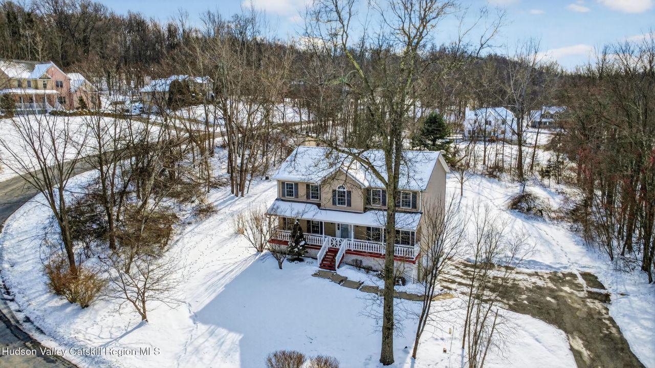 6 Jill Marie Circle, Wallkill, NY 12589 Main Photo