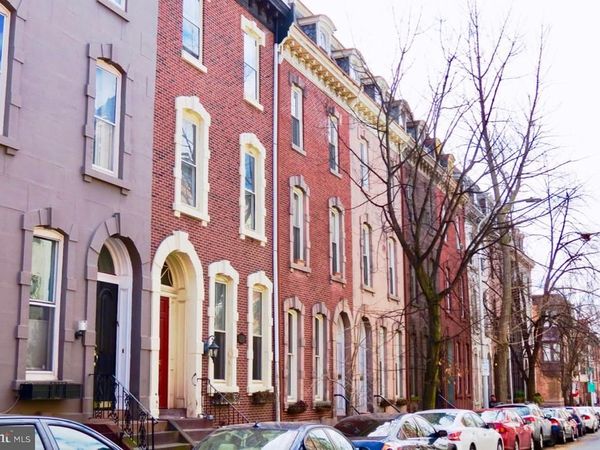 2306 SPRUCE STREET, Unit 300, PHILADELPHIA, PA 19103