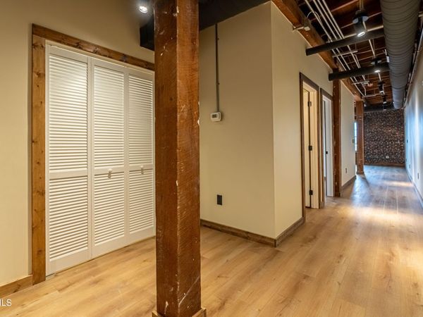 453 East Main Street, Unit 900, Kingsport, TN 37660