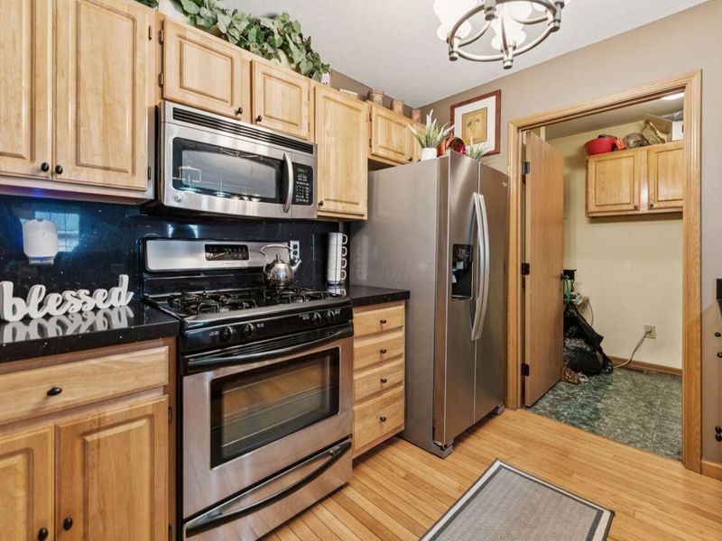 1083 Oak Bay Drive, Galloway, OH 43119 Photo 10