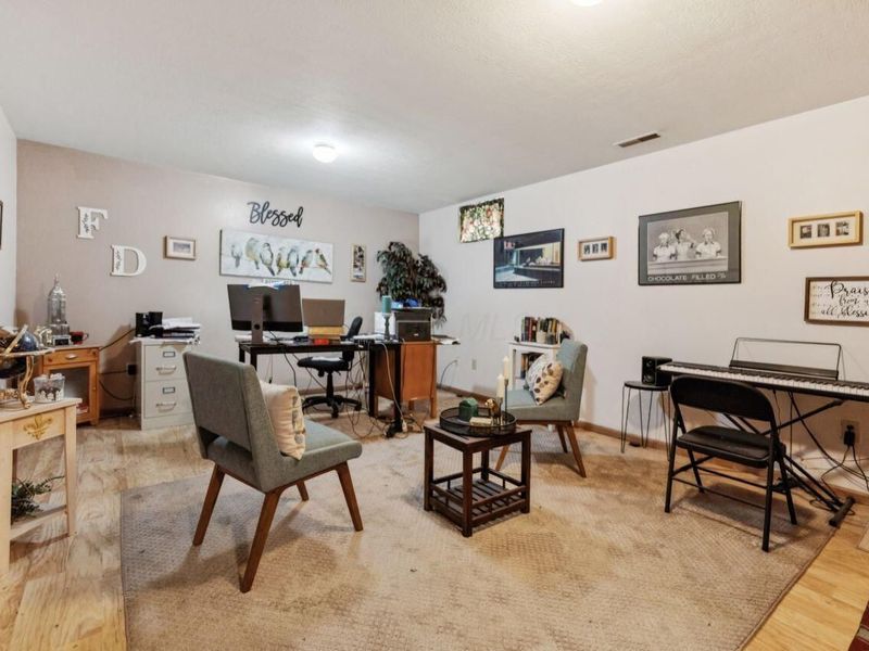 1083 Oak Bay Drive, Galloway, OH 43119 Photo 20