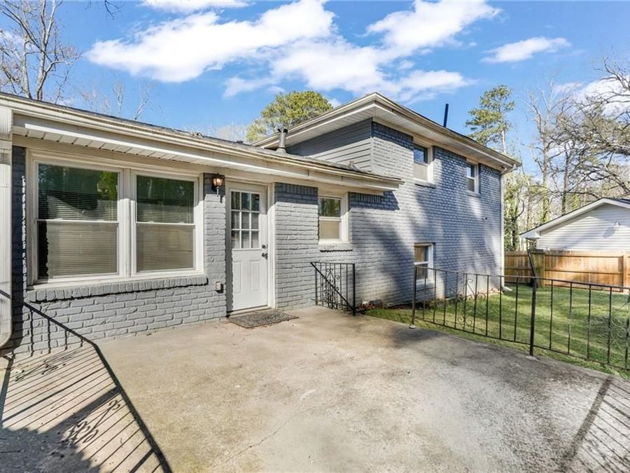 Property Image 9