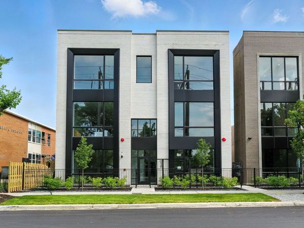 1625 W 13 Street, Unit 201, Chicago, IL 60608