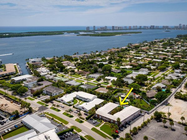 148 Yacht Club Drive, Unit 10, North Palm Beach, FL 33408