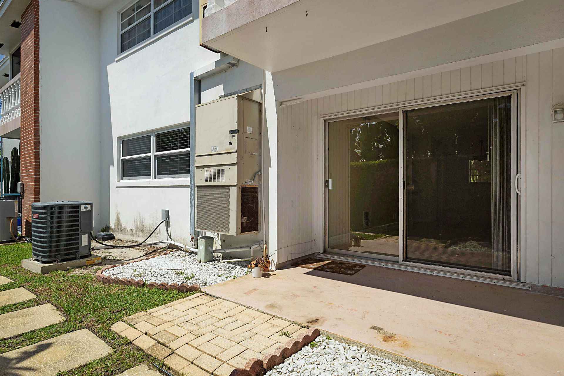 148 Yacht Club Drive, Unit 10, North Palm Beach, FL 33408 Photo
