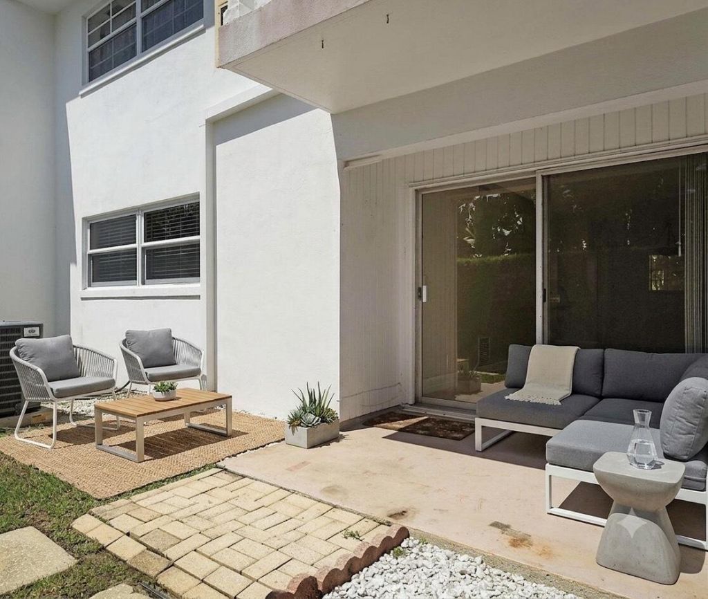 148 Yacht Club Drive, Unit 10, North Palm Beach, FL 33408 Photo