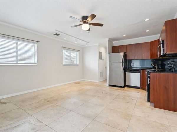 1878 NE 46th Street, Unit C8, Fort Lauderdale, FL 33308