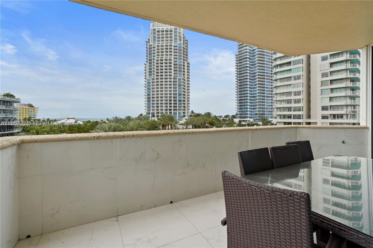300 S Pointe Dr, Unit 605, Miami Beach, FL 33139 Photo