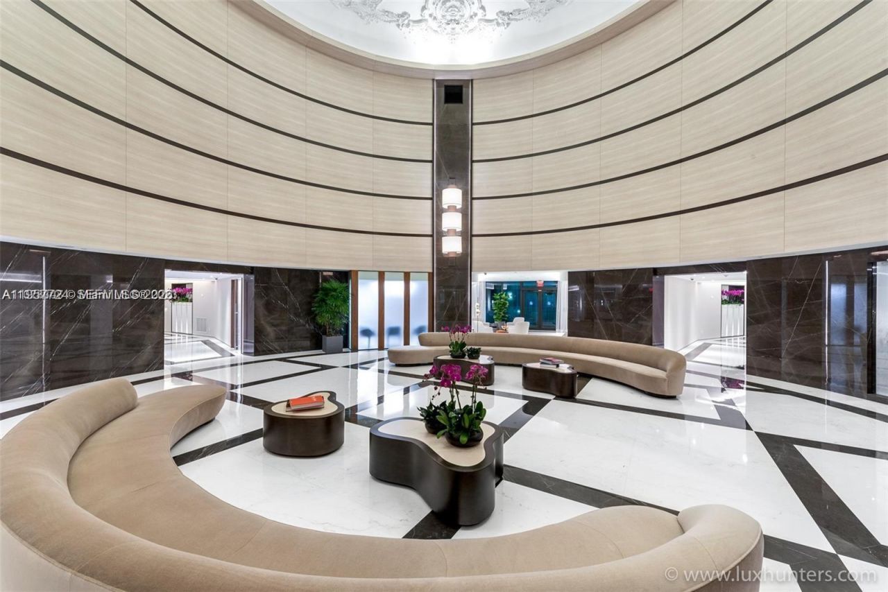 300 S Pointe Dr, Unit 605, Miami Beach, FL 33139 Photo