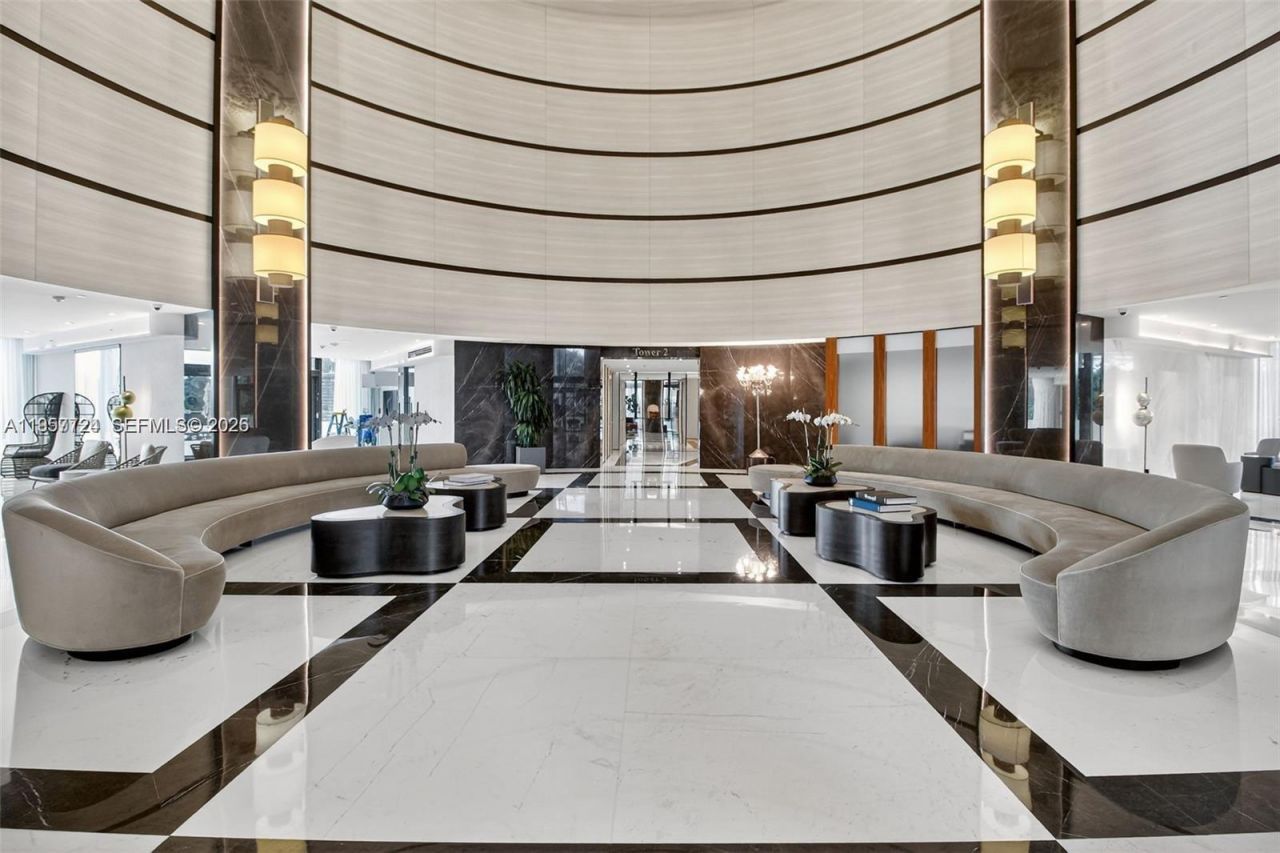 300 S Pointe Dr, Unit 605, Miami Beach, FL 33139 Photo