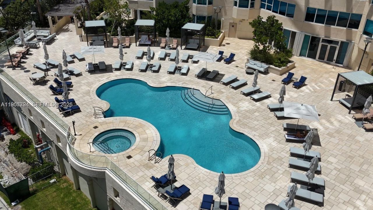 300 S Pointe Dr, Unit 605, Miami Beach, FL 33139 Photo