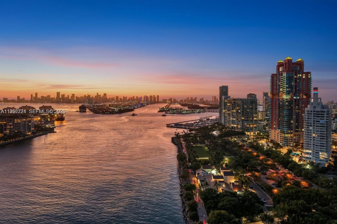 300 S Pointe Dr, Unit 605, Miami Beach, FL 33139 Photo