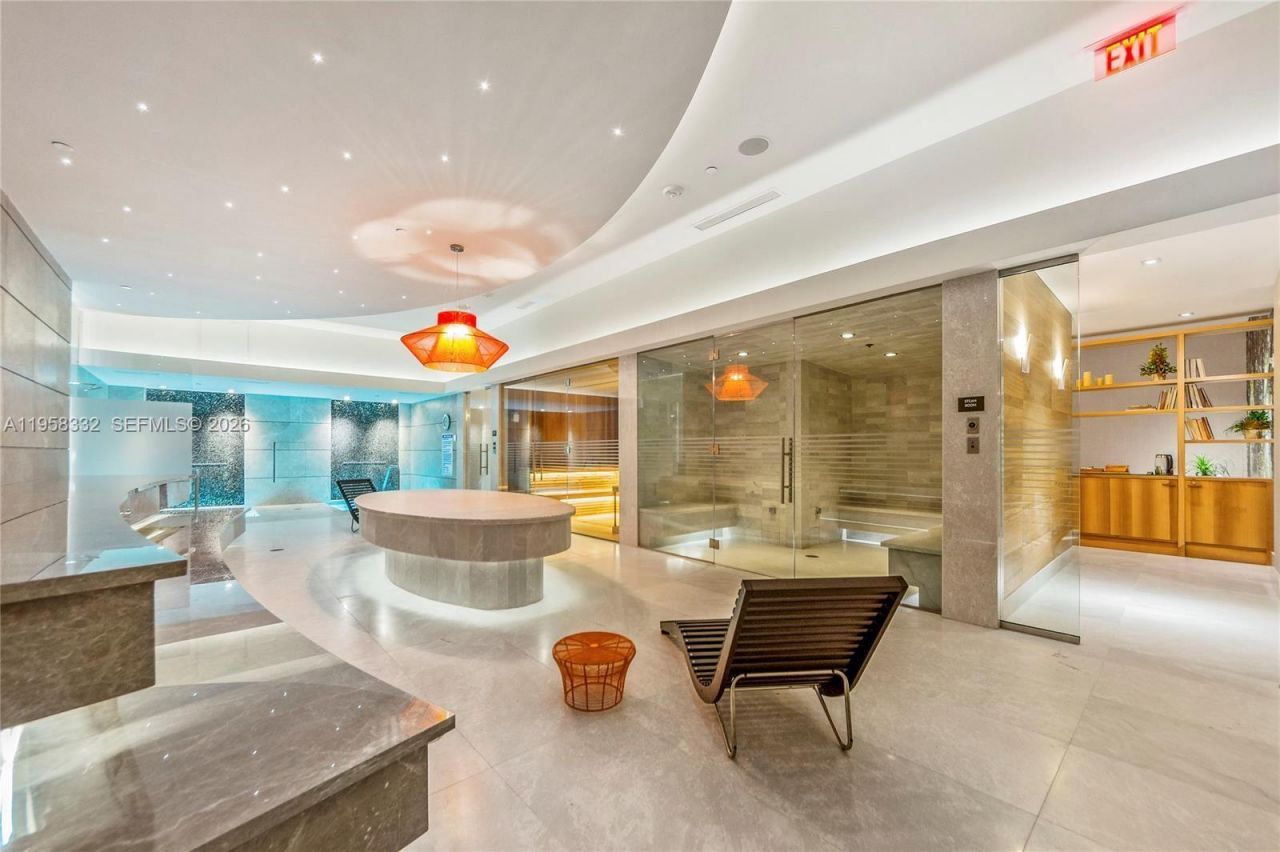 1010 Brickell Ave, Unit 4709, Miami, FL 33131 Photo