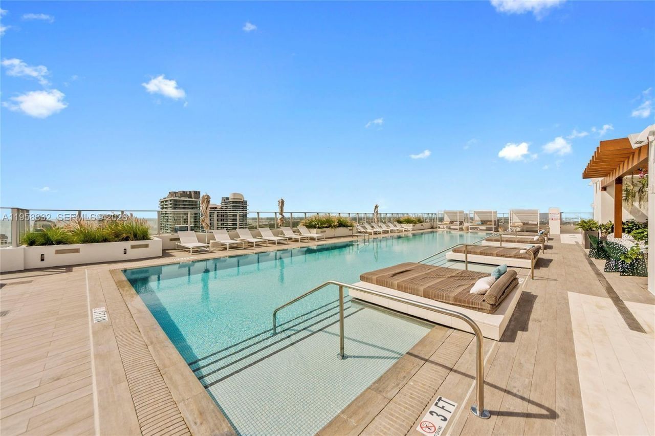 1010 Brickell Ave, Unit 4709, Miami, FL 33131 Photo