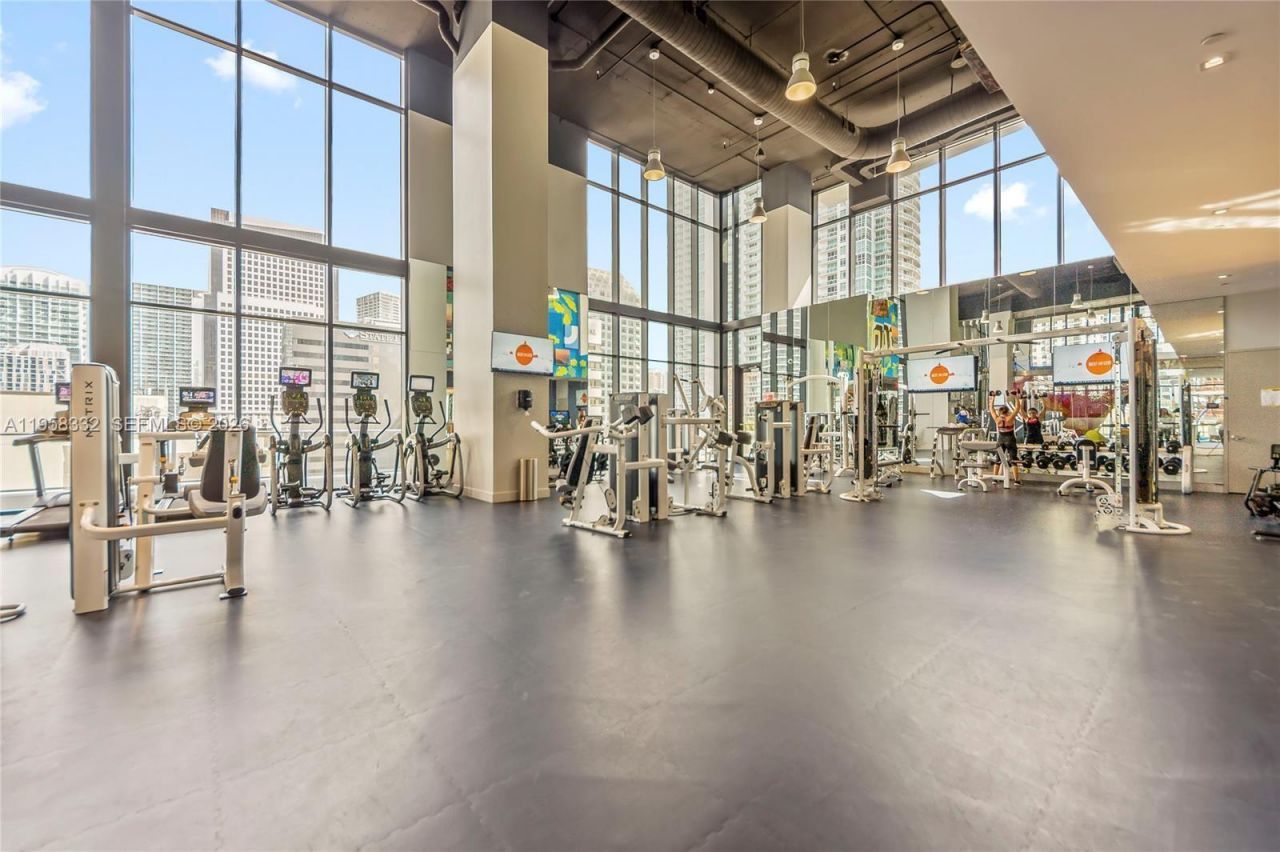 1010 Brickell Ave, Unit 4709, Miami, FL 33131 Photo