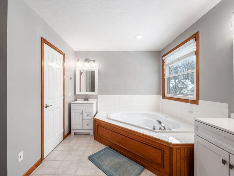 974 Wake Drive, Westerville, OH 43082 Photo 31