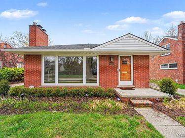 1421 Lloyd Avenue, Royal Oak, MI 48073