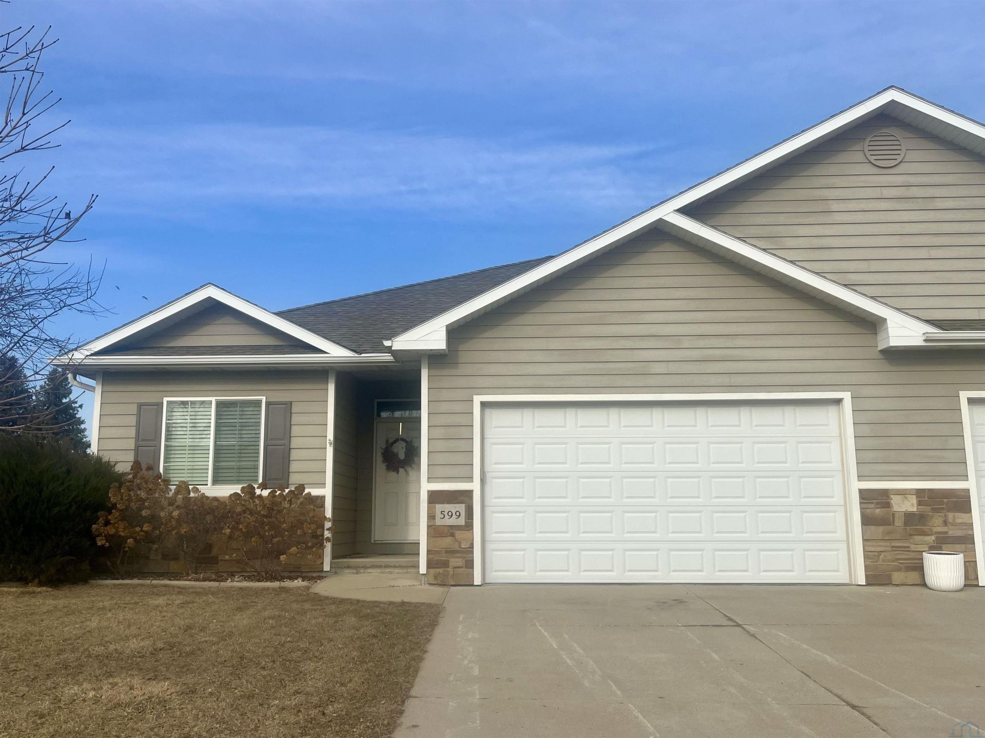 599 Prairie Blvd., Dakota Dunes, SD 57049 Main Photo