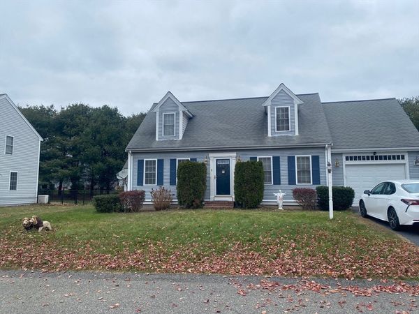 5 Bluestone Ter, Sandwich, MA 02537