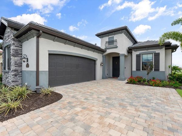 5705 CHEECH GLEN, LAKEWOOD RANCH, FL 34211