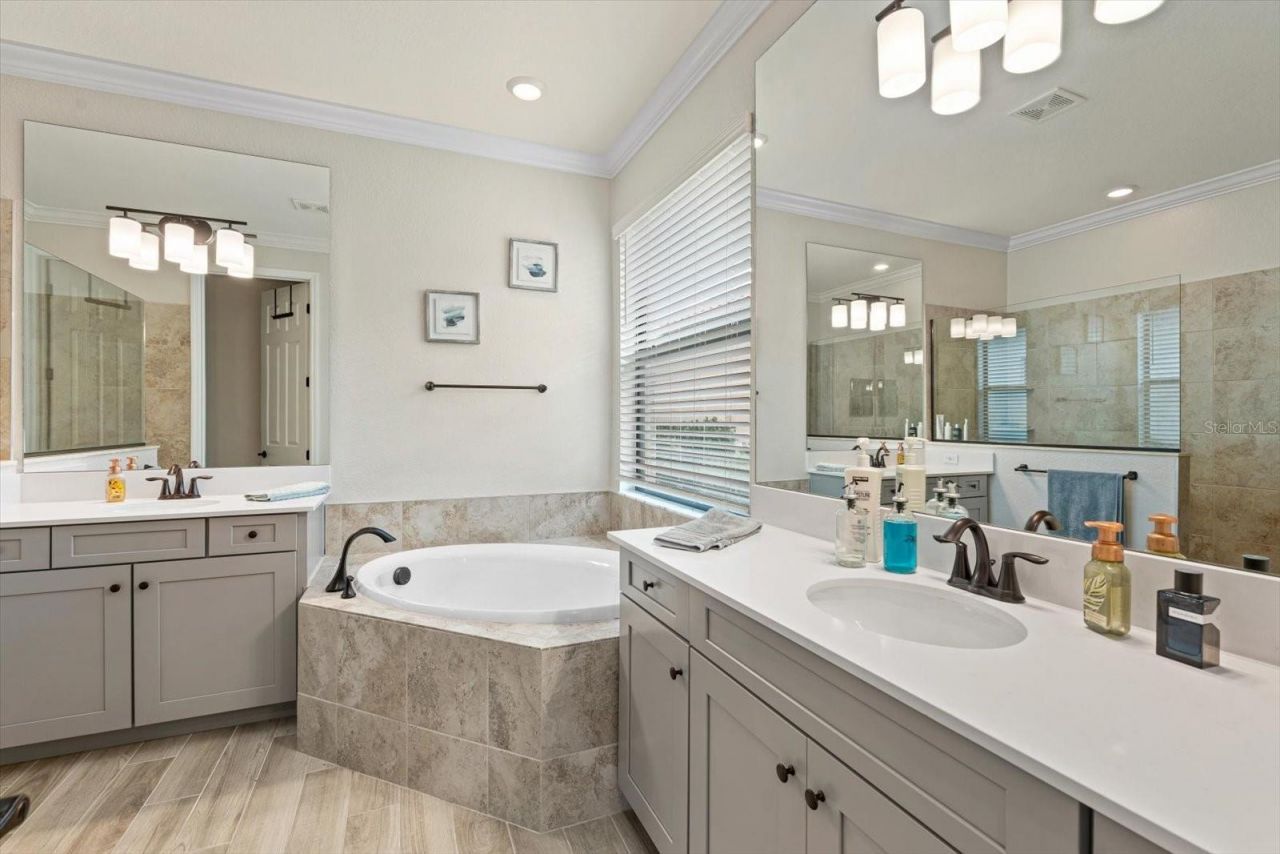 5705 Cheech Glen, Lakewood Ranch, FL 34211 Photo