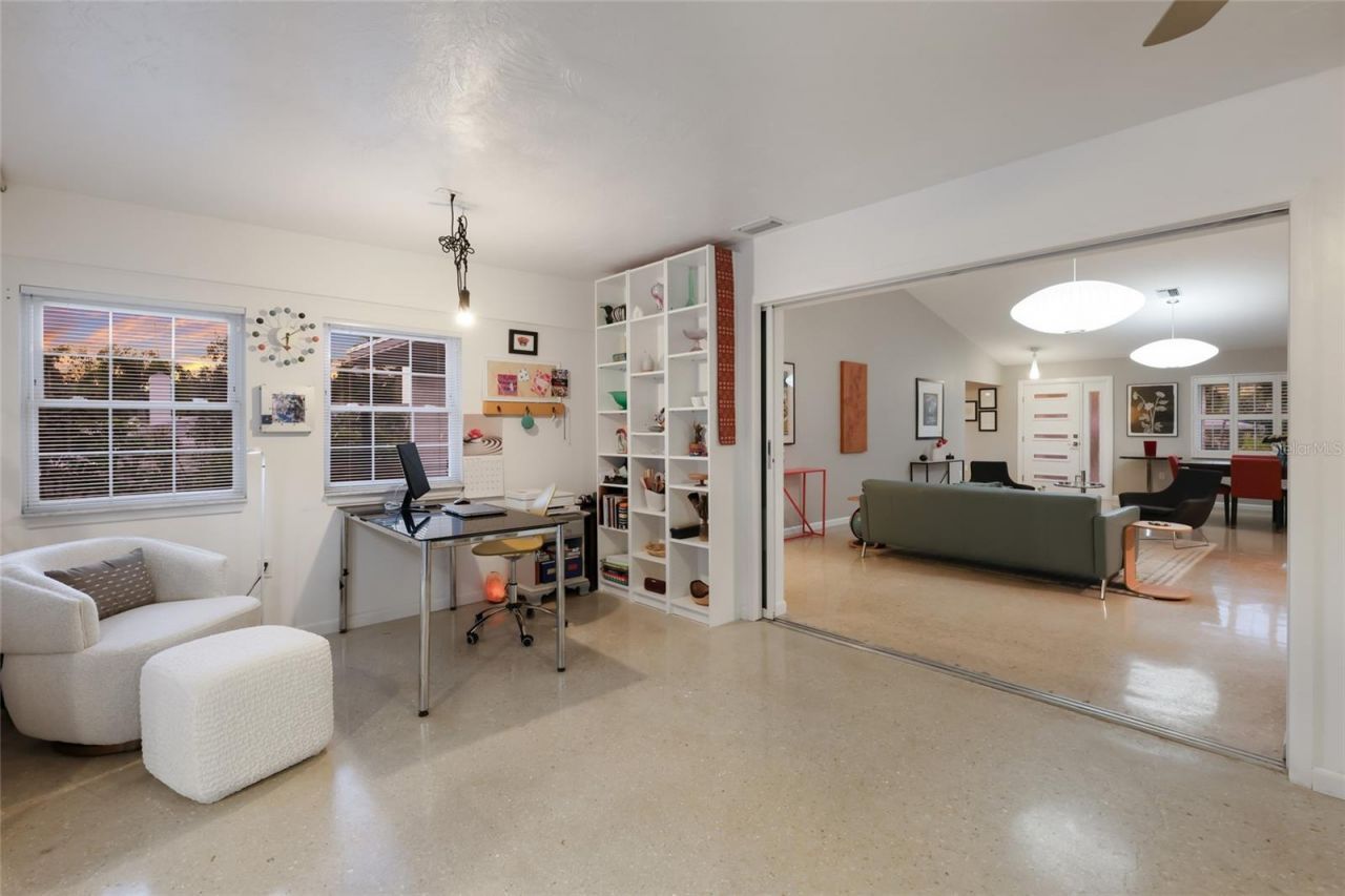 428 Sapphire Drive, Sarasota, FL 34234 Photo