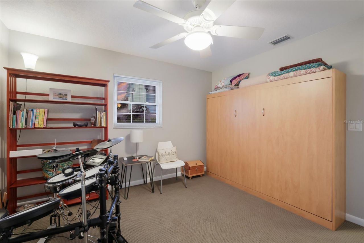 428 Sapphire Drive, Sarasota, FL 34234 Photo