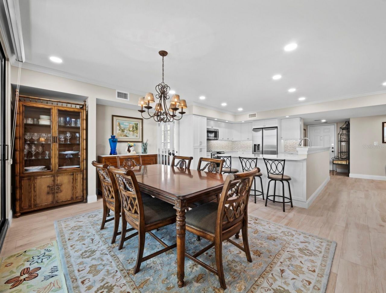 1485 Gulf Of Mexico Drive, Unit 110, Longboat Key, FL 34228 Photo