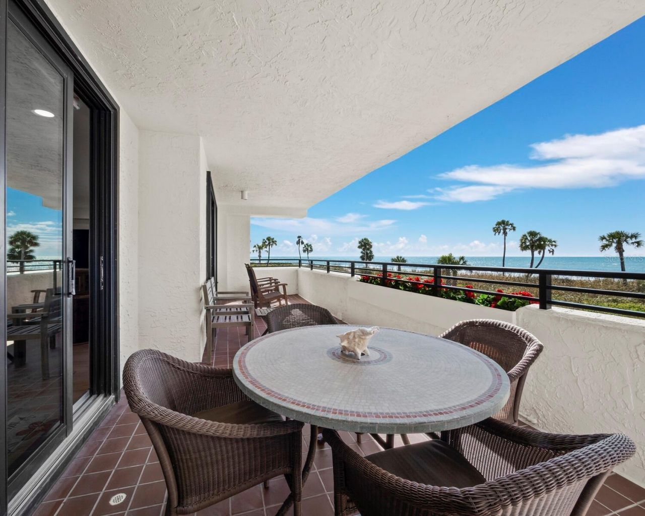 1485 Gulf Of Mexico Drive, Unit 110, Longboat Key, FL 34228 Photo