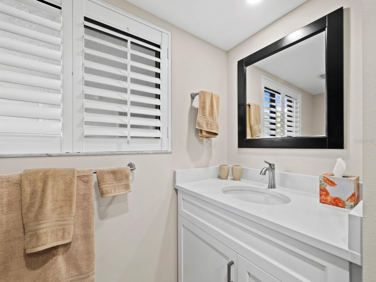 1485 Gulf Of Mexico Drive, Unit 110, Longboat Key, FL 34228 Photo