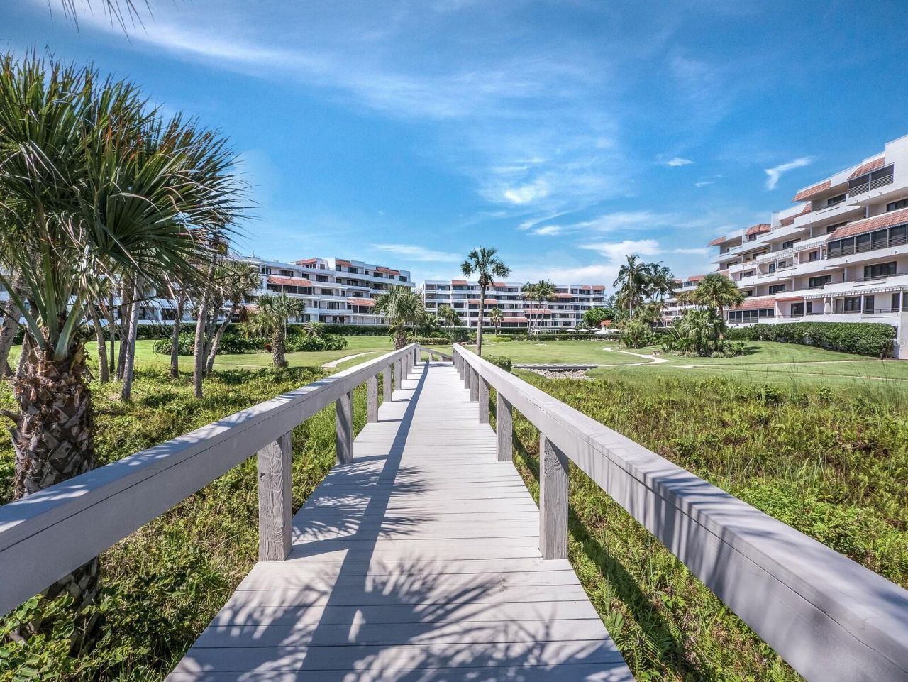 1485 Gulf Of Mexico Drive, Unit 110, Longboat Key, FL 34228 Photo