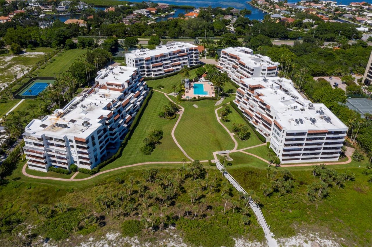 1485 Gulf Of Mexico Drive, Unit 110, Longboat Key, FL 34228 Photo