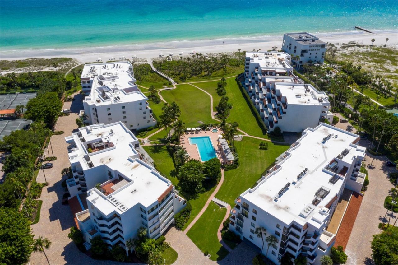1485 Gulf Of Mexico Drive, Unit 110, Longboat Key, FL 34228 Photo