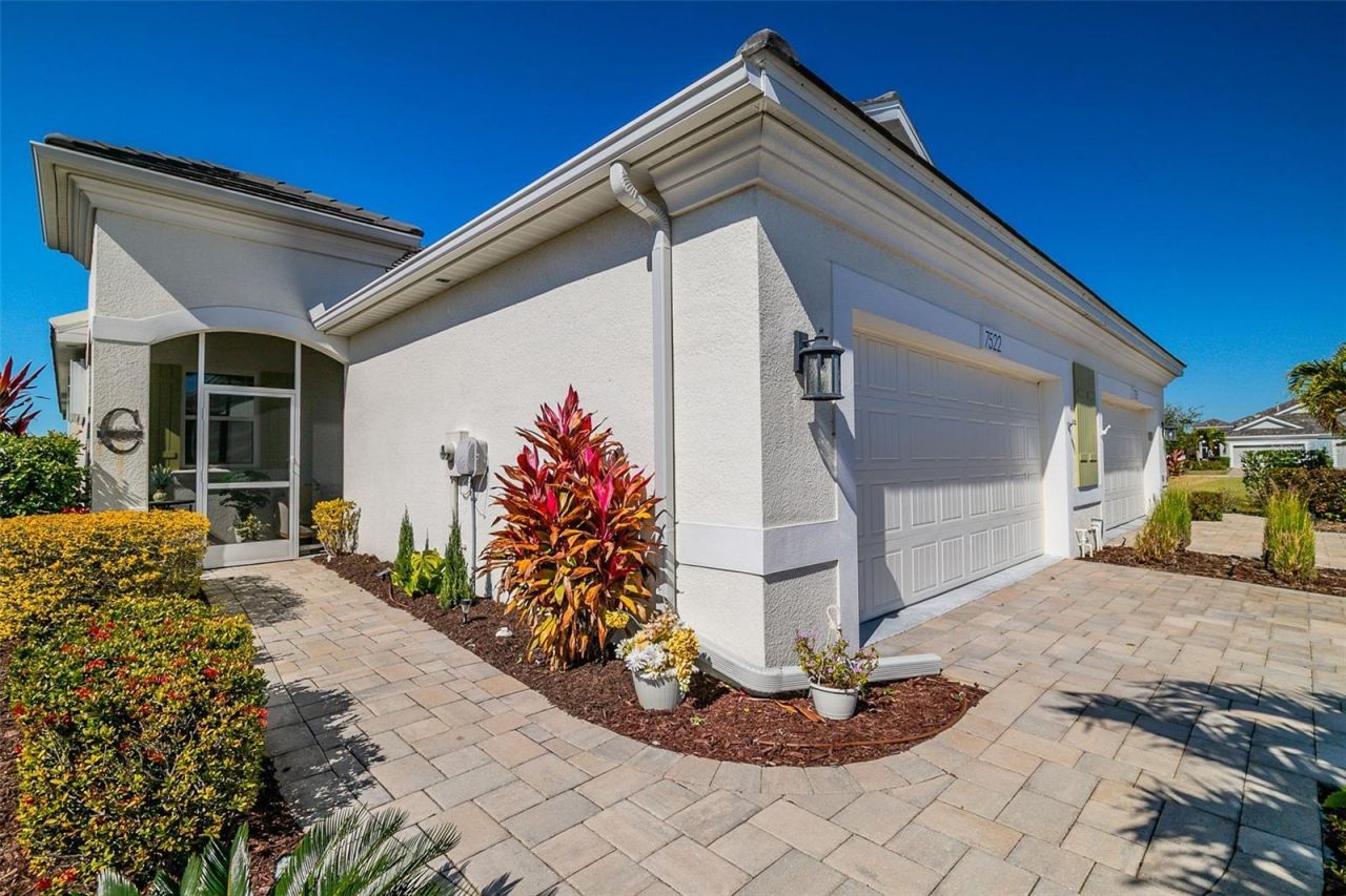 7522 Campus Cove, Sarasota, FL 34243 Photo