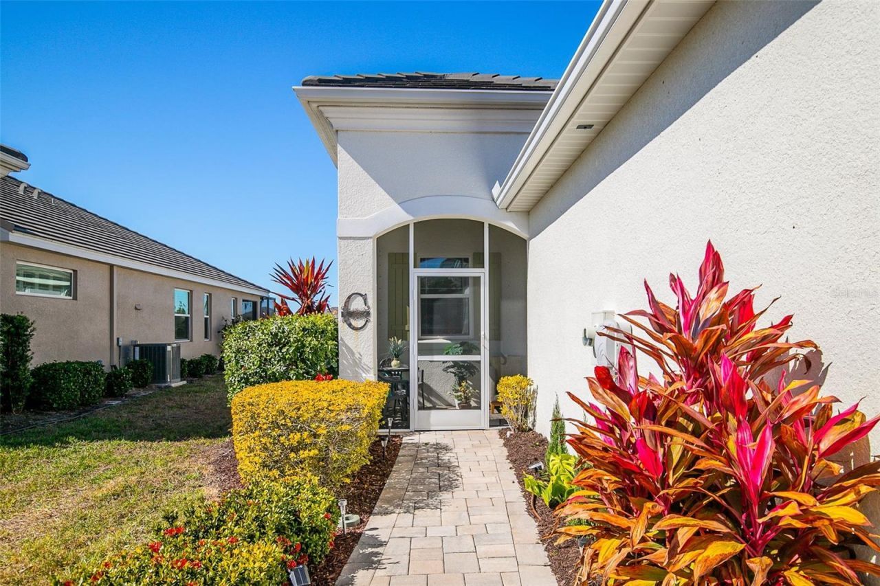 7522 Campus Cove, Sarasota, FL 34243 Photo