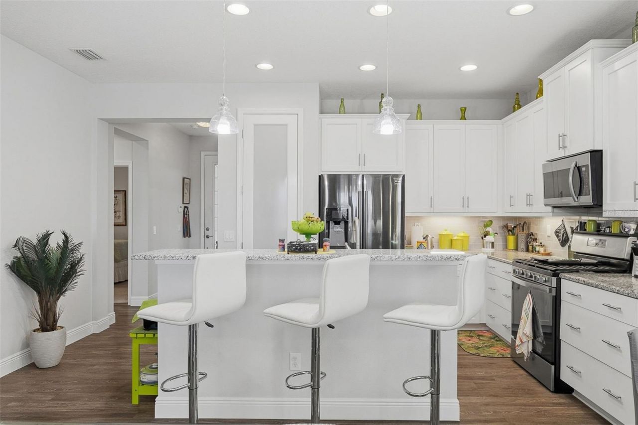 7522 Campus Cove, Sarasota, FL 34243 Photo