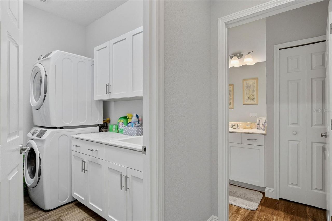 7522 Campus Cove, Sarasota, FL 34243 Photo